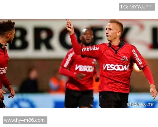 赫拉克勒勇战兹沃勒展现不屈精神与团队合作的精彩对决